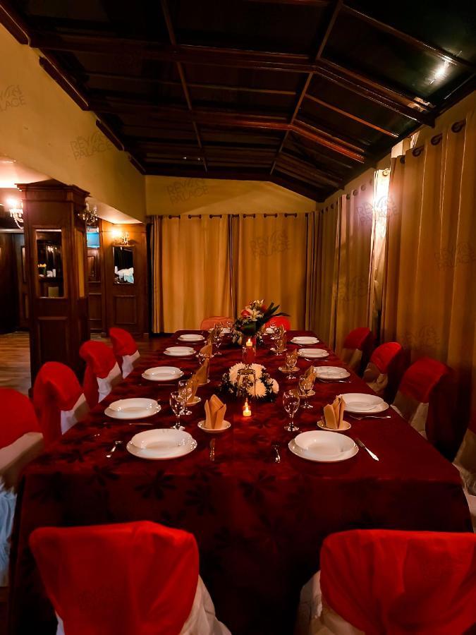 Hotel El Rey Palace